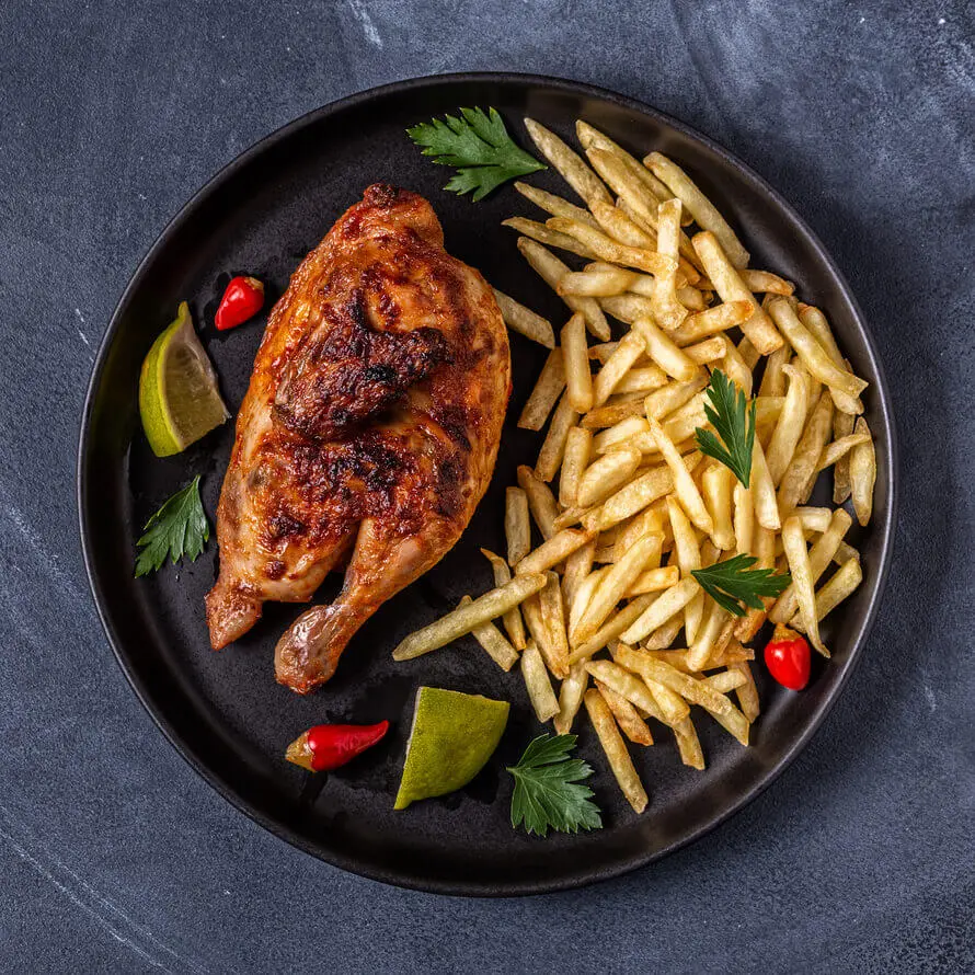 Hähnchen mit Pommes