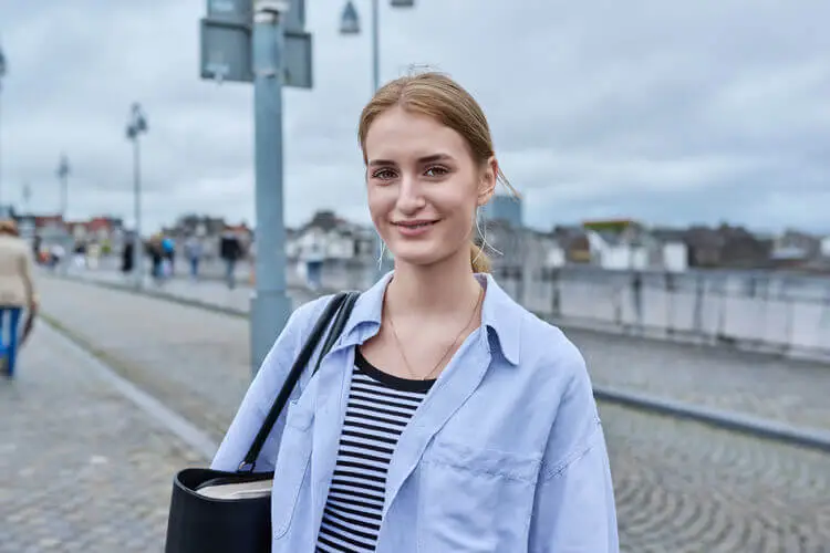 ANNA SCHMIDT